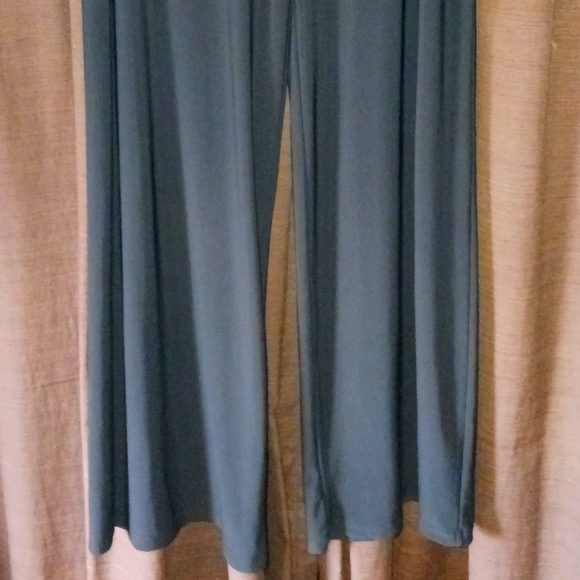 G Studio - Picture 2 of 5